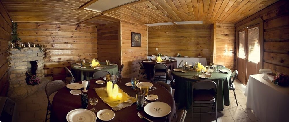 Black Bear Lodge Motel Slade Екстер'єр фото